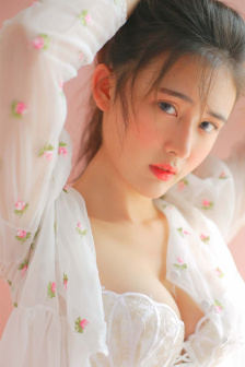 年轻女教师2